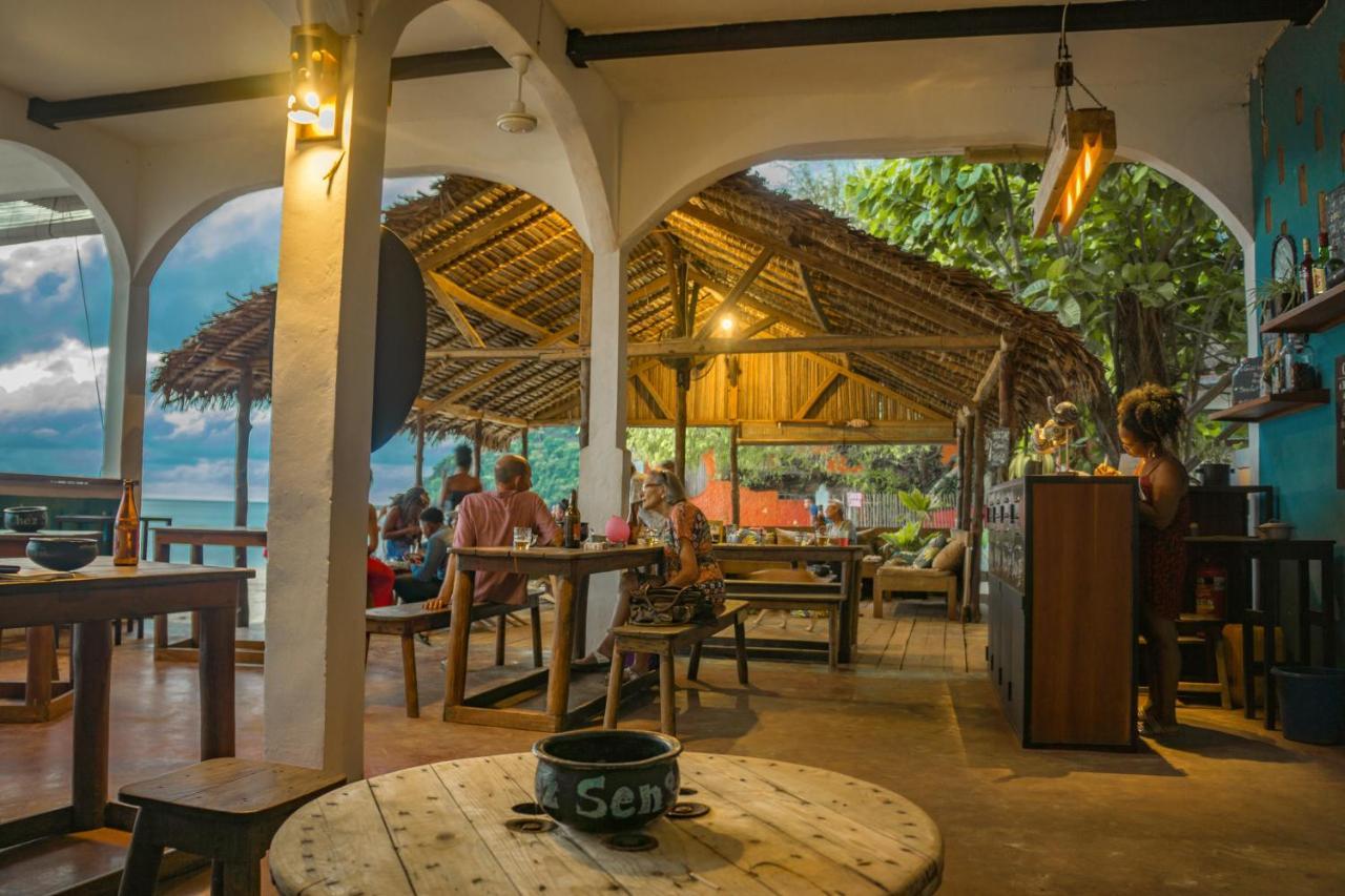Chez Senga Hotel Madirokely  Екстериор снимка